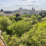 Deluxe Cismigiu Park